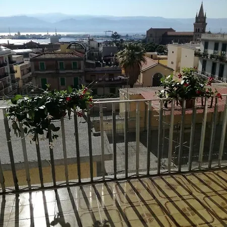 Panoramic House * Messina